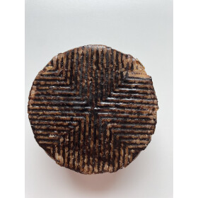 Spanischer Schafkäse mit schwarzem Knoblauch 190 g Laib